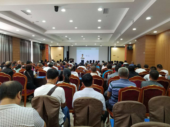 金秋9月，相見(jiàn)就是幸?！粕秸? />
                    </div>
                    <div   id=